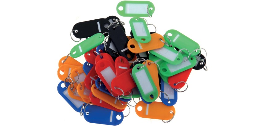 Box of 20 keychains with rings - assorted colors