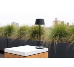 Wiederaufladbare, dimmbare LED-Tischlampe MAULnina Batterie Anthrazit