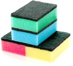 Q-CONNECT Scheuerschwamm, 8,5 x 5,5 x 2,5 cm, Pack mit 10 Stück, sortierte Farben