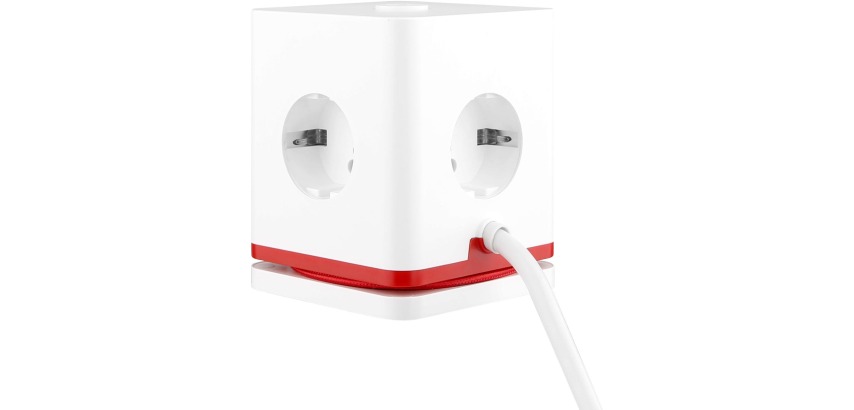 IOIO SW1000 socket with 3 outlets and 3 USB ports, cube, white