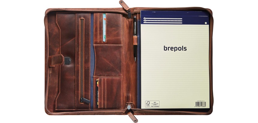 Maverick The Original A4 Zipped Conference Folder with Brown Leather Notepad