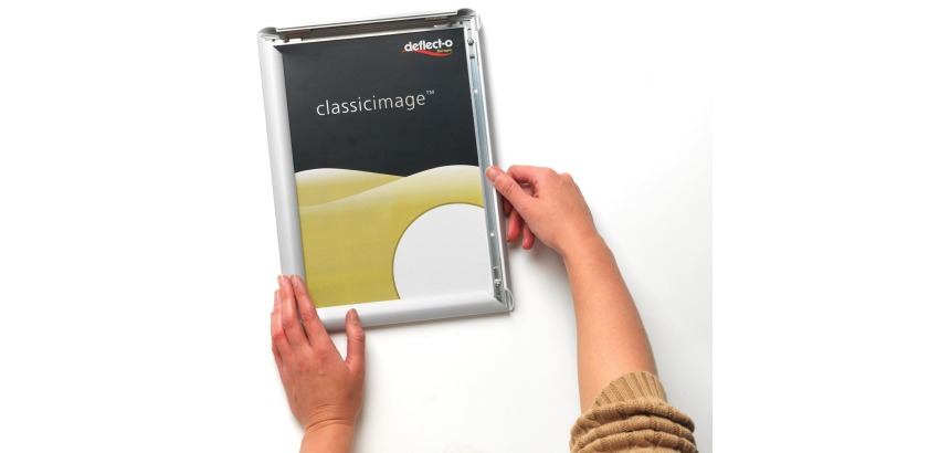 Deflecto clip frame, dimensions 624 x 871 x 12 mm (A1)