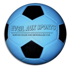 Ballon d eveil first loisirs football sports collectifs    mousse pvc 15cm 220 g