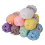 Lot 8 petotes de fils acryliques 50g. Couleurs pastel assorties. Longueurs environ 90m par bobine