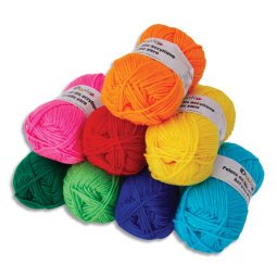 Lot 8 petotes de fils acryliques 50g. Couleurs vives assorties. Longueurs environ 90m par bobine