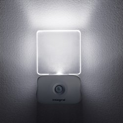 Veilleuse crépusculaire détection de mouvement 0,5W, 25mA, 4000K Fonction sur prise. Blanc froid