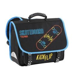 Cartable 38 cm SKATE, 2 cmpts. 38x32x15 cm. Polyester noir. Coloris : Noir