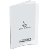 Cahier de dessin piqûre 32 pages unies 90G 17x22cm. Couverture polypro incolore