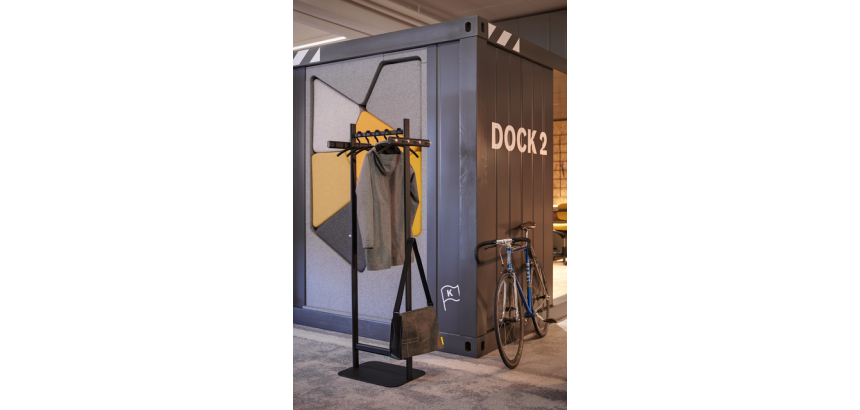 Portemanteau MAULsalsa debout 172x52x40cm 8 crochets noir RAL9004