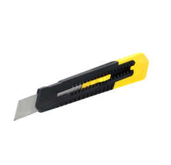 EN_CUTTER BOSTITCH 18MM BLS 1