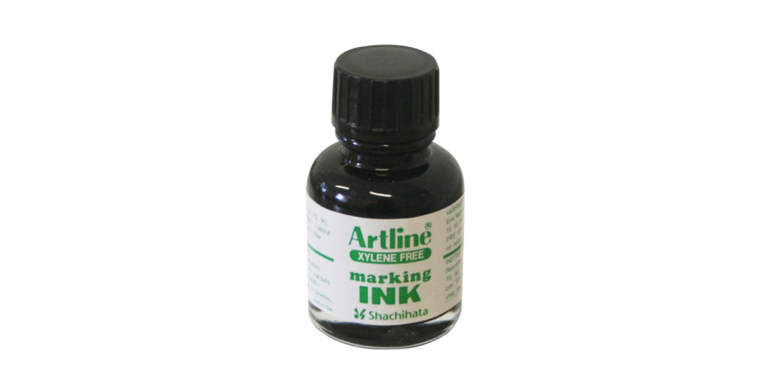 Artline black felt pen ink