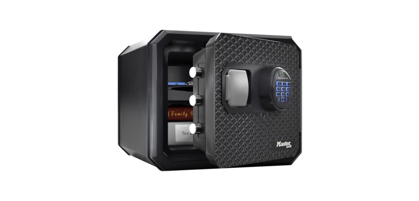 MasterLock Safe Fire and Water Electronic Combi Closure L Black
