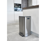 Poubelle à pédale Desq 40 litres acier inoxydable argent
