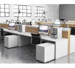 Han Schubladenblock mit geschlossenen Schubladen