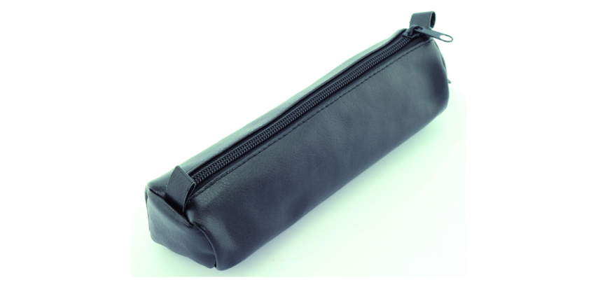 Trousse, en cuir