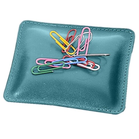 Quo Vadis - Porte trombones - Satiny - 10x10x2,5 cm - Cuir pleine fleur de vachette - par 6