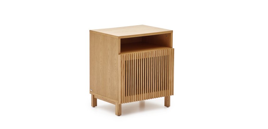 Table de chevet Beyla en bois massif de frêne et placage de chêne 53 x 62 cm