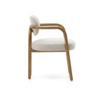 Chaise Melqui beige en bois de chêne avec finition naturelle