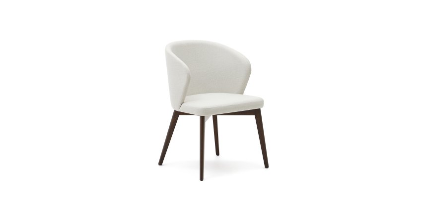 Chaise Darice en tissu chenille beige et bois de hêtre, finition noyer