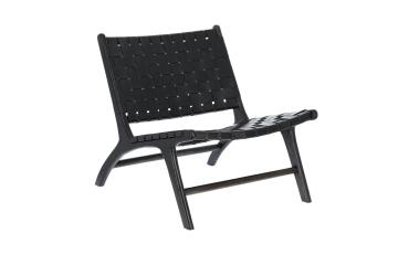 Sillón Calixta de piel y madera maciza de caoba con acabado pintado negro