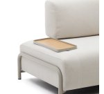 Plateau petit Compo en placage de chêne avec finition naturelle et structure en métal gris.