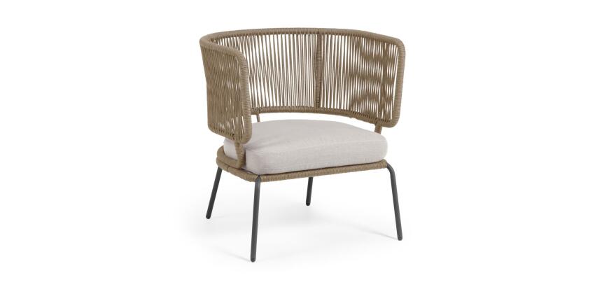 Sillón Nadin de cuerda y patas de acero galvanizado