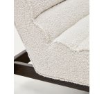 Fauteuil Magira à bouclette blanc et en bois de chêne avec finition foncée