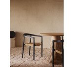 Chaise empilable Ydalia en teck massif, finition noire et corde naturelle