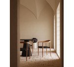 Chaise empilable Ydalia en teck massif, finition naturelle et corde noire