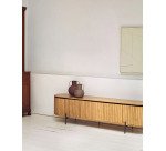 Meuble TV Licia 4 portes en bois de manguier massif et métal peint en noir 200 x 55 cm