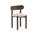 Chaise Nebai en tissu chenille marron et structure en bois de chêne finition noyer