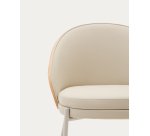 Eamy stoel in beige kunstleer, essenfineer en afwerking in naturel en beige metaal.