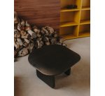 Table auxiliaire Pirita en bois de chêne finition noire 70,6 x 70 cm
