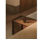 Table de nuit Onix 2 tiroirs en placage de noyer finition foncée 60 x 47 cm