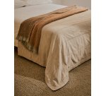 Couvre-lit Isor en tissu chenille 100 % coton écru à carreaux