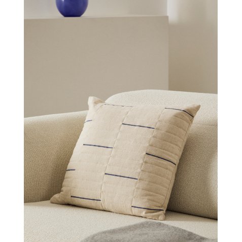 Housse de coussin Blaina en coton et lin blanc avec détail brodé bleu 45 x 45 cm