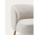 Fauteuil Ulit en tissu chenille beige et pieds en bois de hêtre finition naturelle