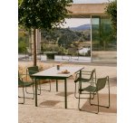 Table d’extérieur Maurina en acier galvanisé vert et céramique couleur écru 182 x 91 cm