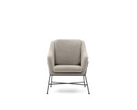 Fauteuil met beige flens en stalen poten met zwarte afwerking