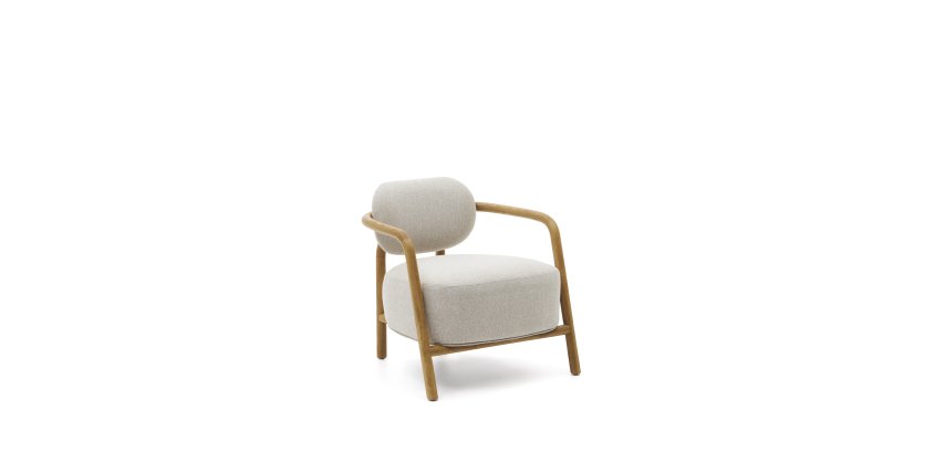 Melqui beige armchair in solid oak wood with a natural finish