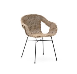 Sedia impilabile Eltiera in rattan sintetico e struttura in acciaio nero