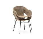 Chaise empilable Eltiera en rotin synthétique avec structure en acier noir