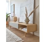 Meuble TV Anielle 2 portes en bois massif et placage de frêne 180 x 41 cm