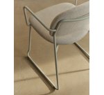 Chaise Meli en chenille beige et structure métallique beige