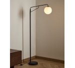 DE_Lampadaire Eilo en acier noir avec boule en verre dépoli