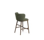 Tabouret Ciselia en chenille épaisse vert foncé et pieds en bois de frêne avec finition ton noyer FSC Mix Credit 65 cm