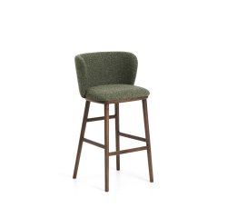 Tabouret Ciselia en chenille épaisse vert foncé et pieds en bois de frêne avec finition ton noyer FSC Mix Credit 75 cm