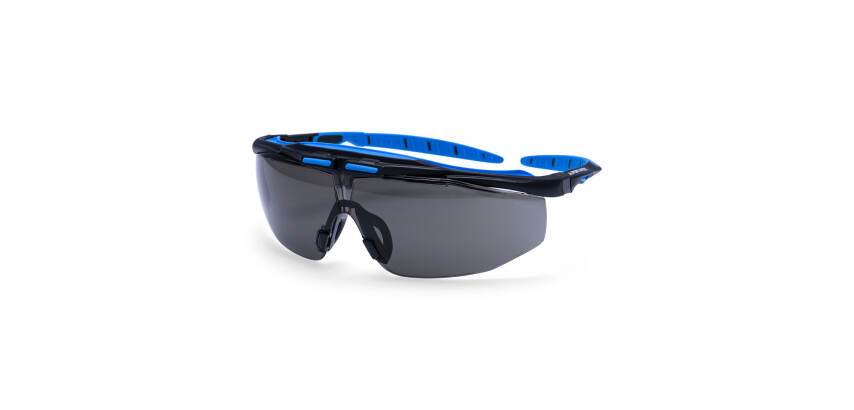 Portwest PS23 Peak KN Safety Glasses (anti-scratch and anti-fog)