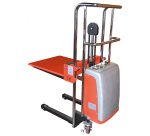 Gerbeur semi-électrique 400 kg hauteur d'élévation 1500 mm