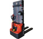 Gerbeur électrique lithium avec pesage précision 0.2% élévation 2900 mm charge 1200 kg
